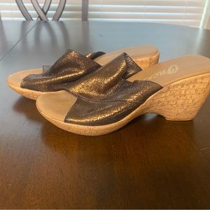 Brown Metallic Wedges by Onex.